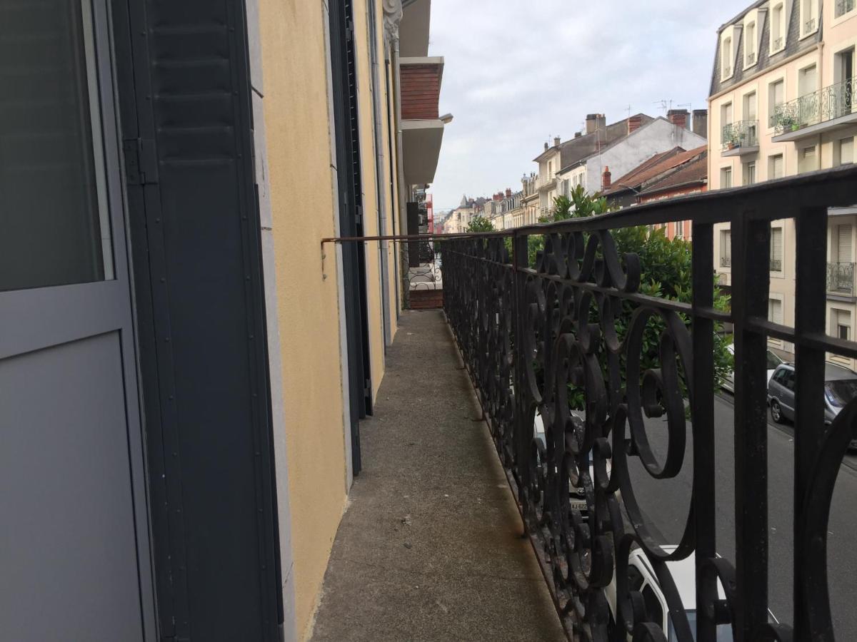Villa Tarbis Tarbes Centre Ville , Appartements Tout Confort Phòng bức ảnh